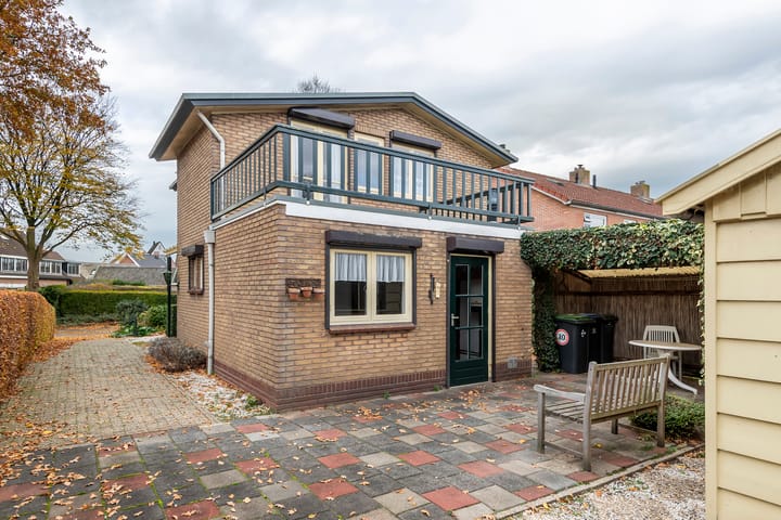 Foto 32 van Berkelstraat 7