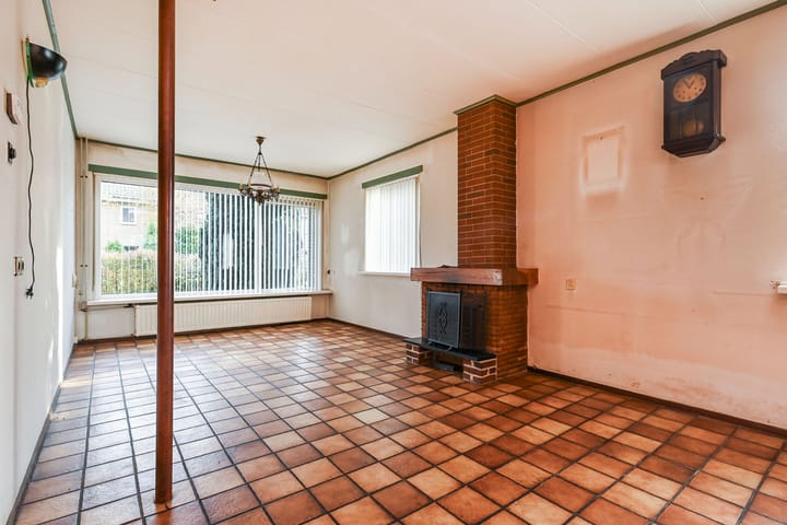 Photo 11 of Sytwinde 8