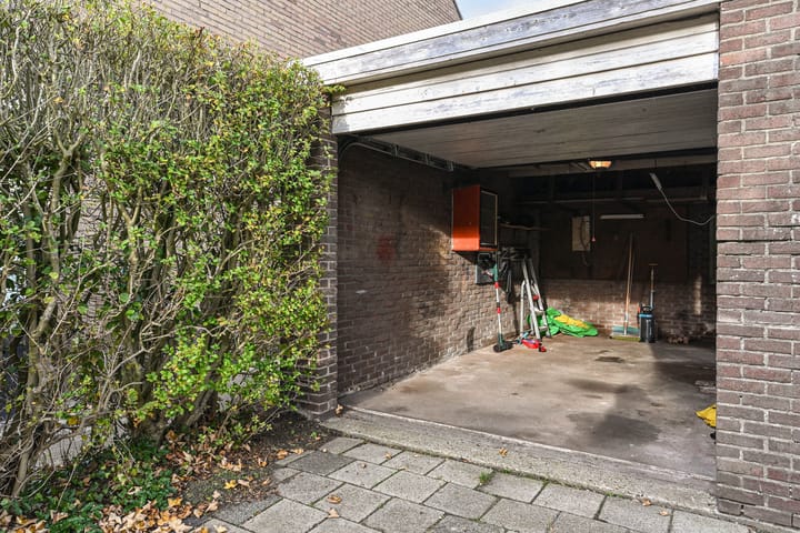 Photo 21 of Sytwinde 8