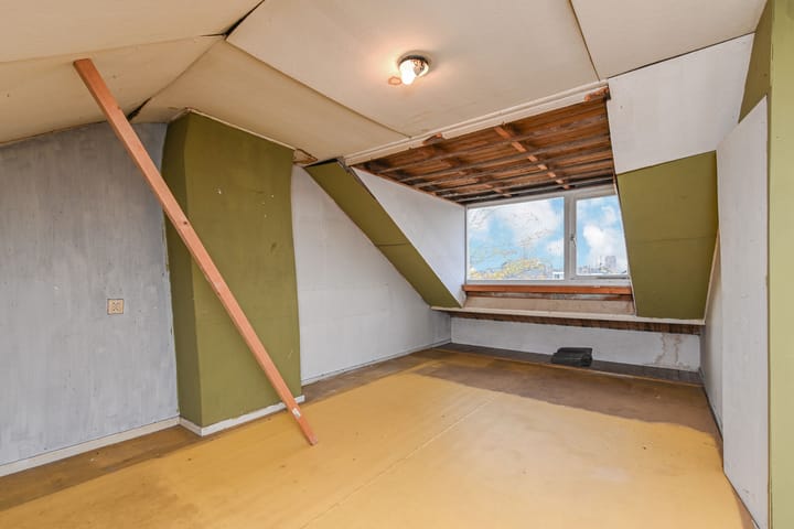 Photo 42 of Sytwinde 8