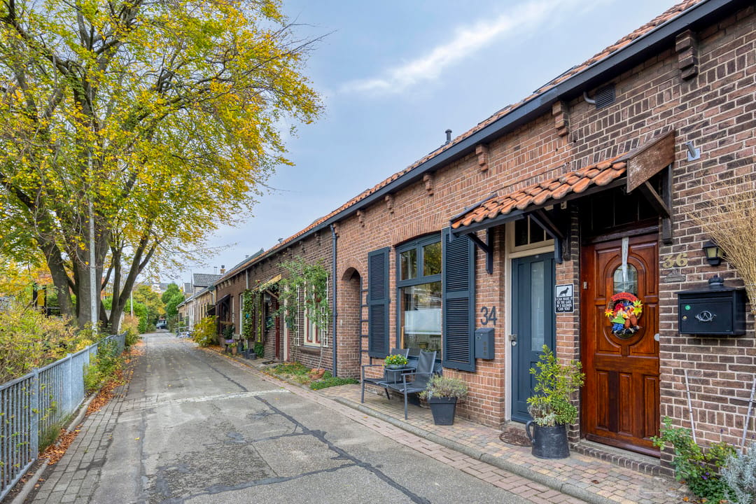 Photo 1 of Dierenstraat 34