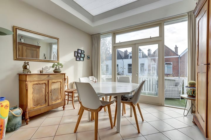 Foto 25 van Chasséstraat 12