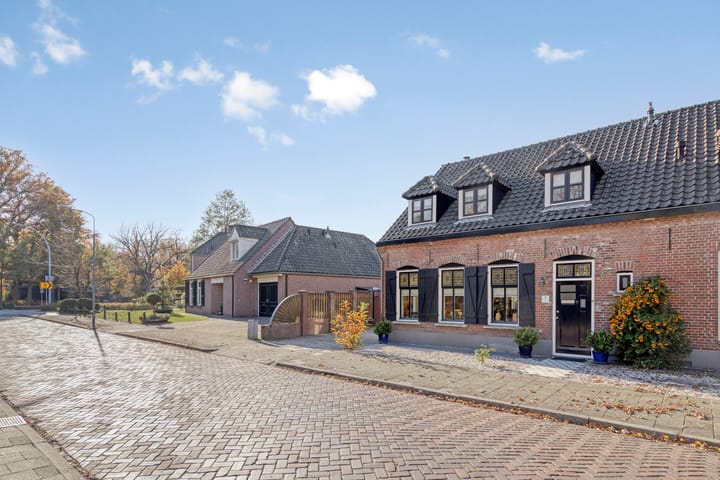 Photo 47 of Dommelstraat 9