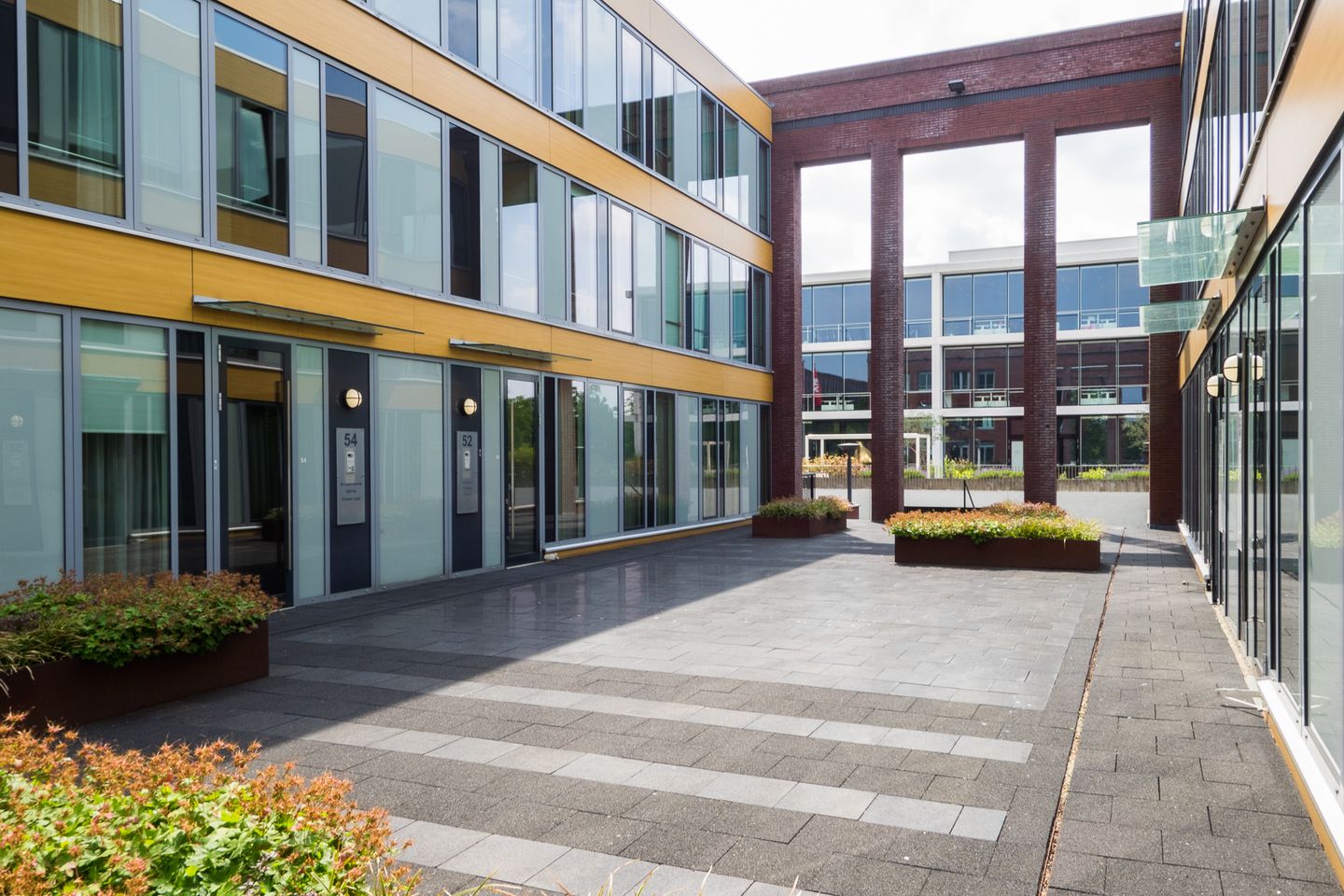 View photo 3 of Ptolemaeuslaan 52