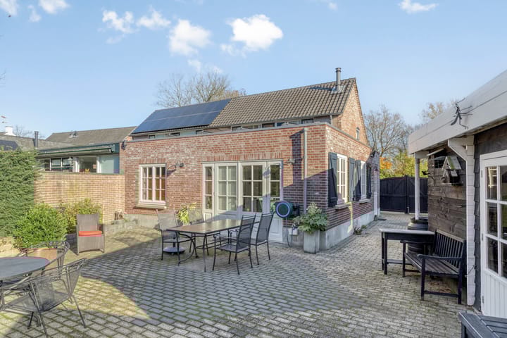 Photo 30 of Dommelstraat 9