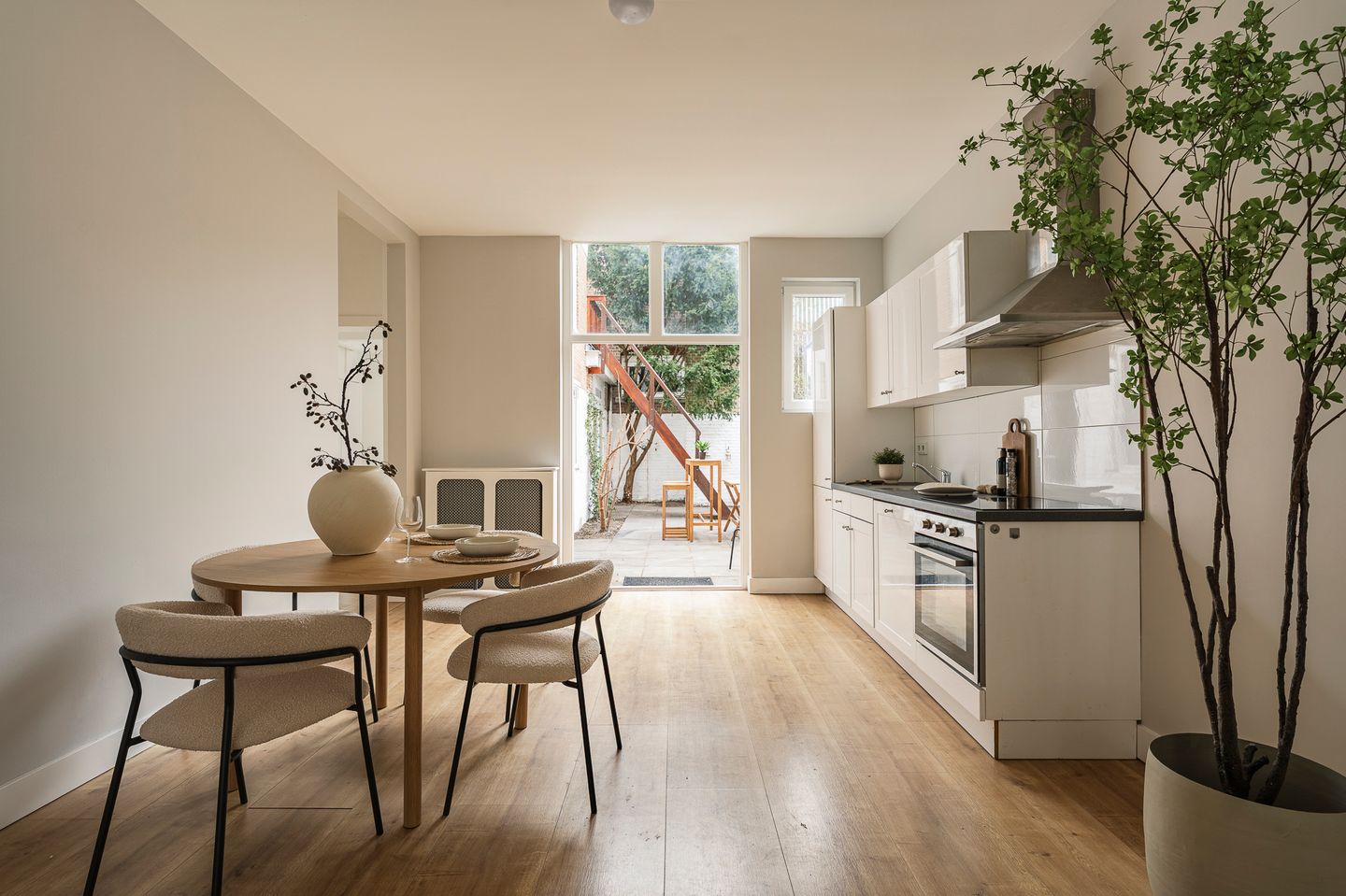 Foto 1 van Helmersstraat 93