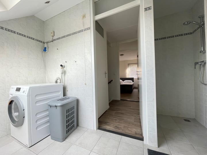 Photo 9 of Distel 30