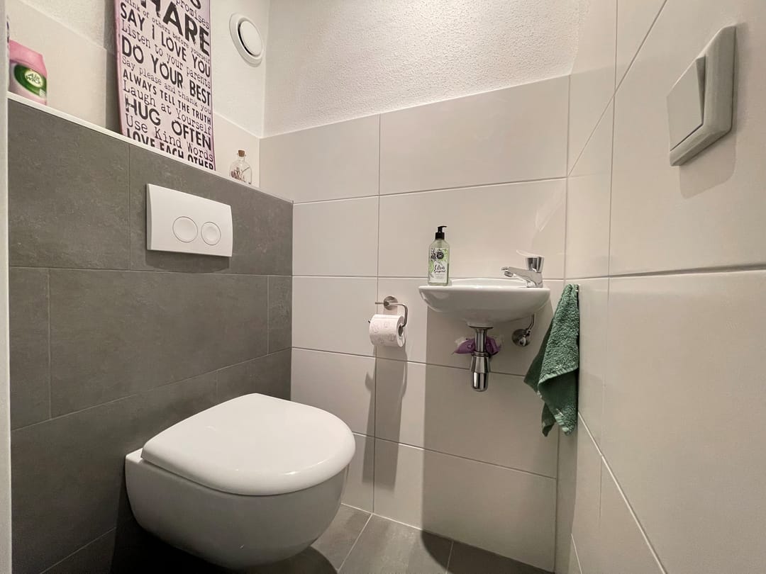 Photo 8 of Distel 30