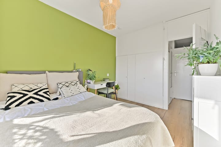 Photo 17 of Albertine Agneslaan 370