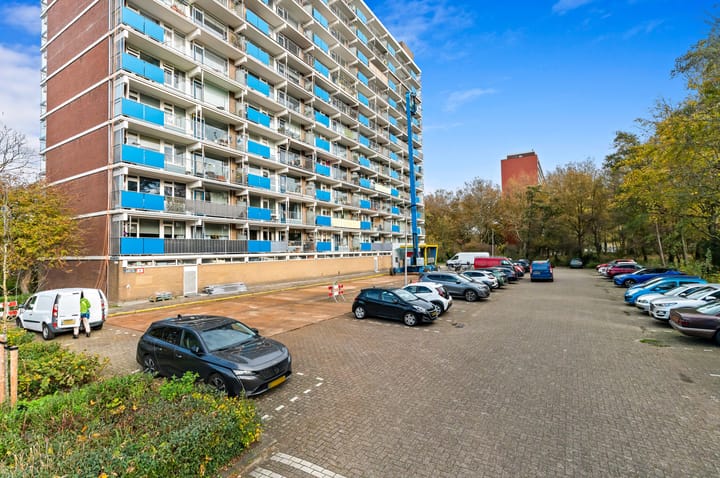 Photo 34 of Albertine Agneslaan 370