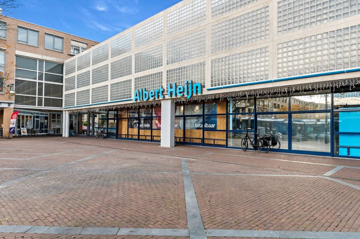 Photo 39 of Albertine Agneslaan 370