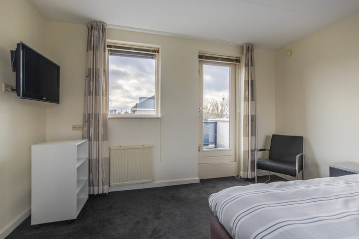 Photo 41 of Jonagold 42