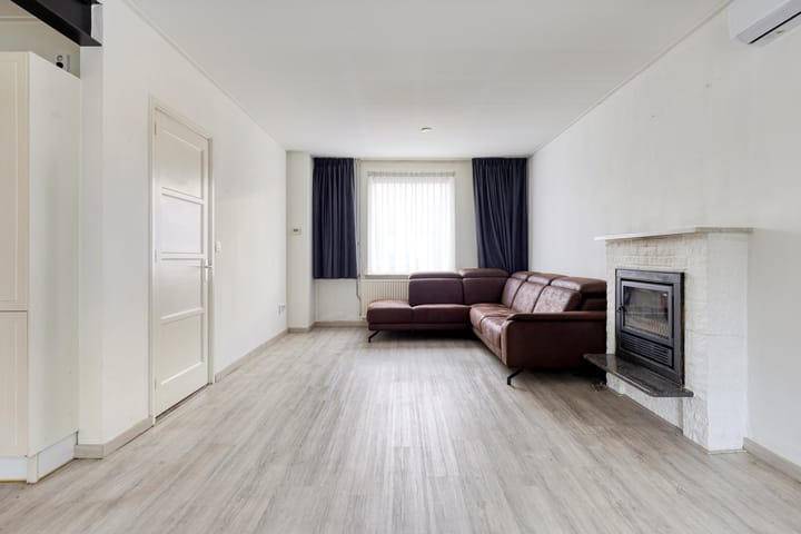 Foto 3 van Calandstraat 1