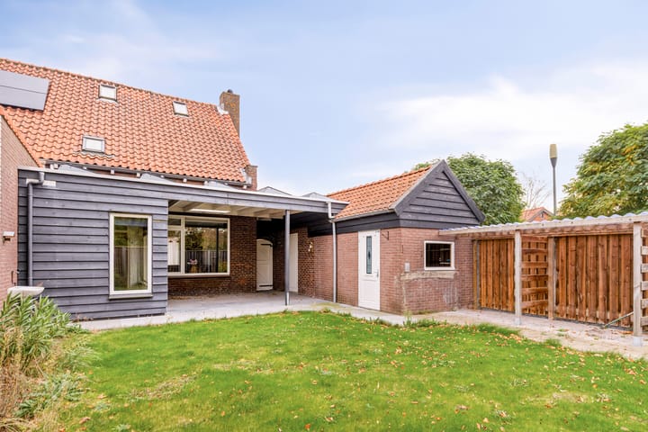 Foto 16 van Calandstraat 1