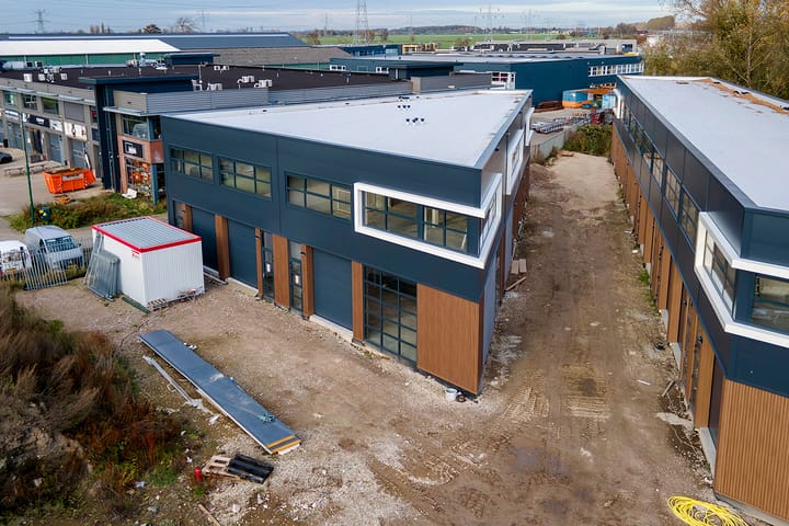 Angstelkade 2-F, Nieuwersluis