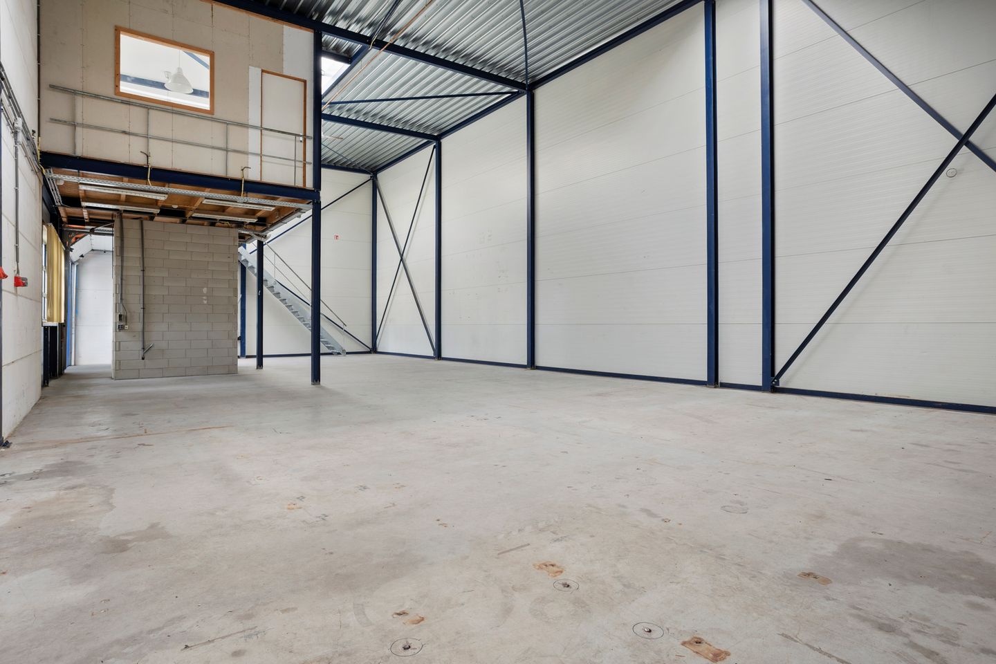 Bekijk foto 5 van Cort van der Lindenstr 8-h