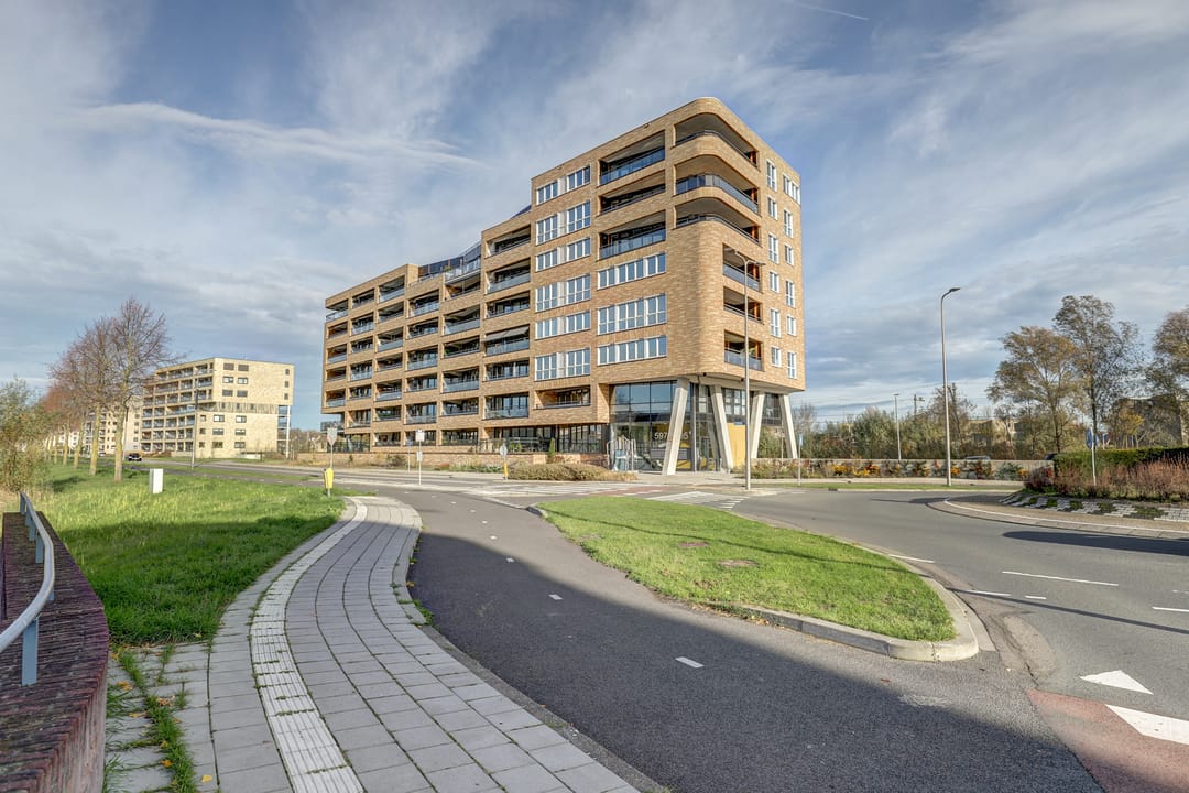 Photo 7 of Aziëlaan 675