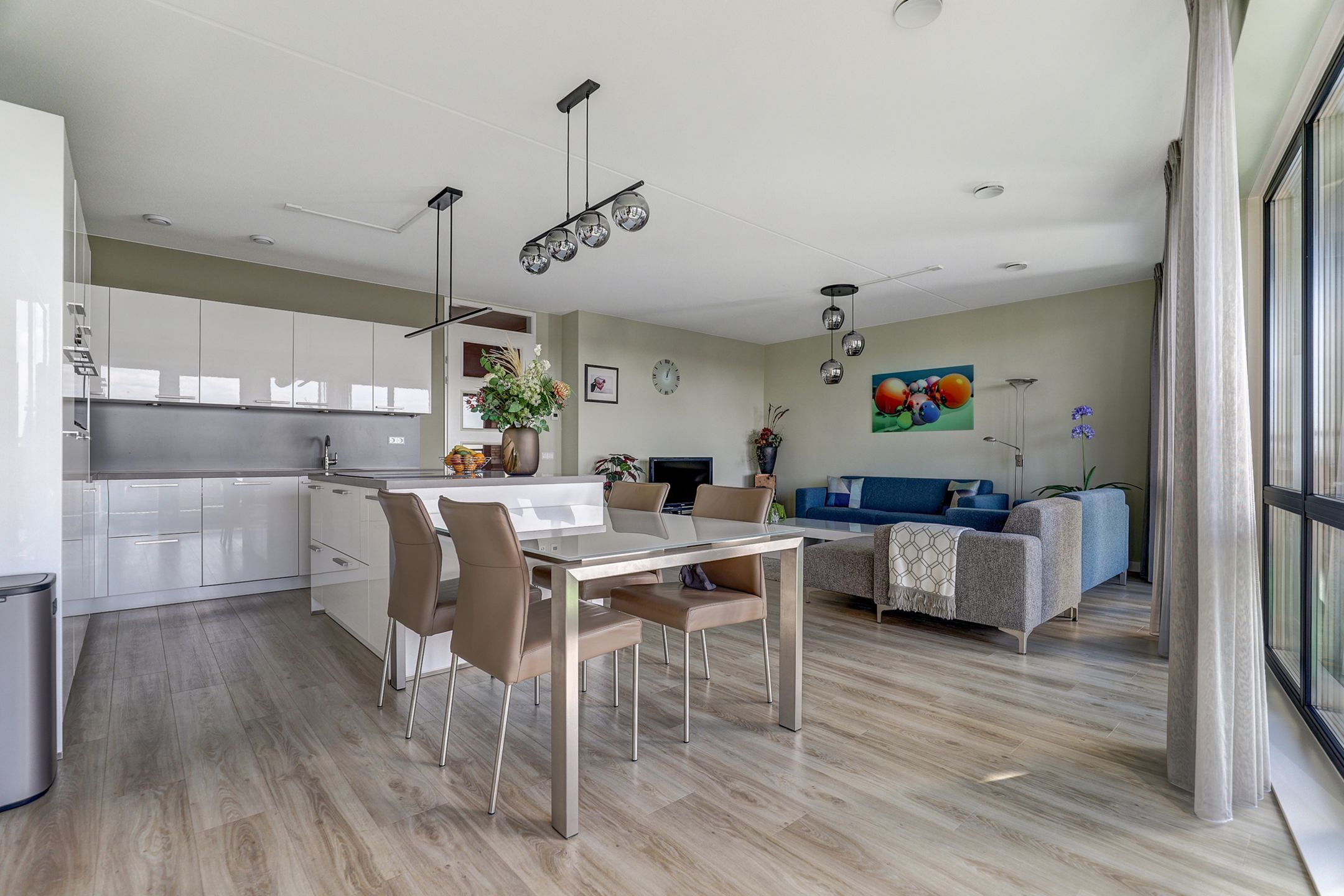 Photo 18 of Aziëlaan 675