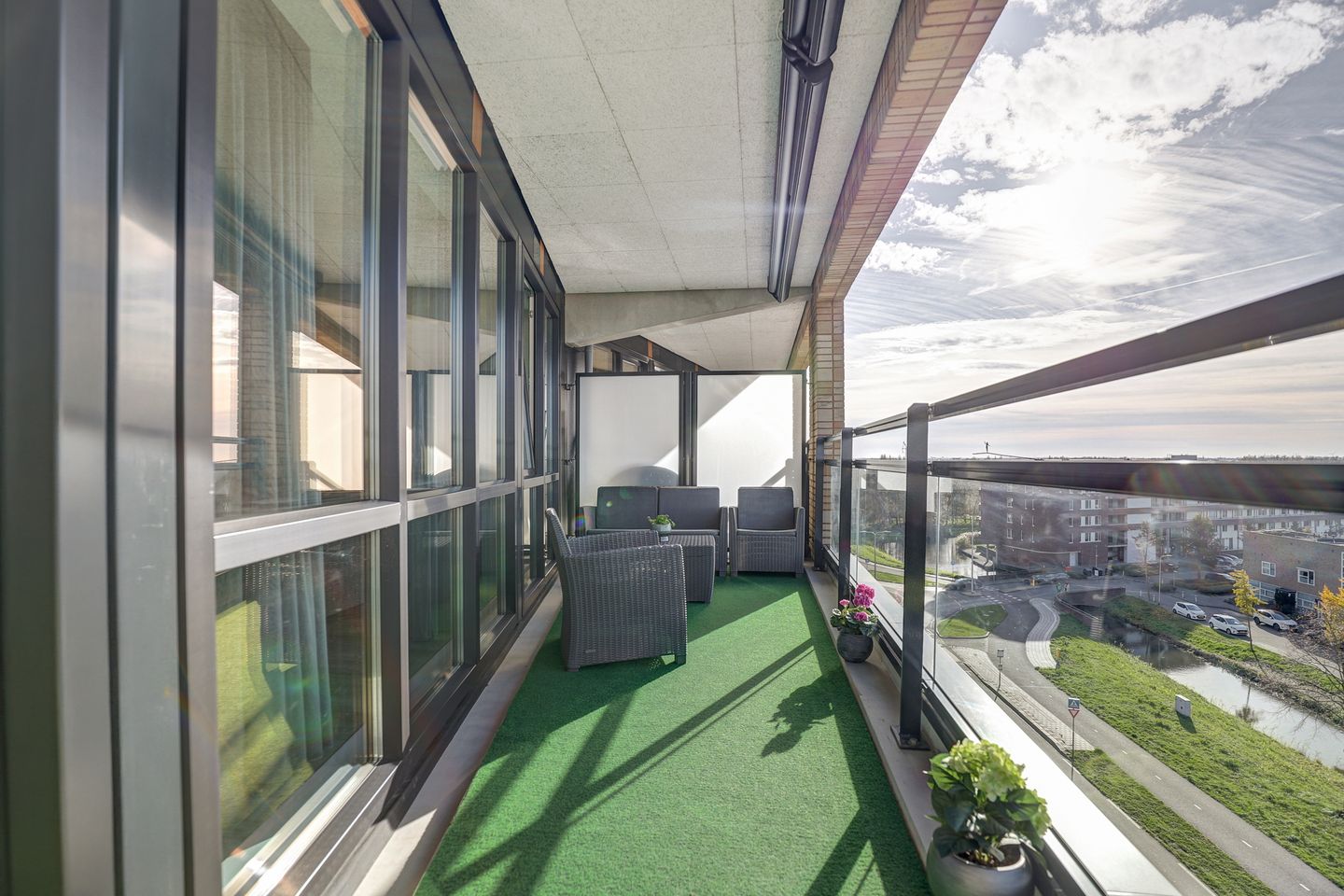 Photo 35 of Aziëlaan 675