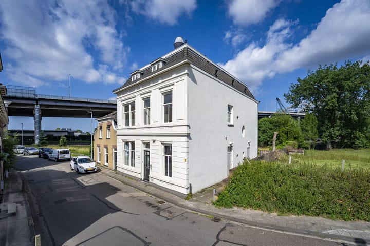 Photo 16 of Bovenstraat 176