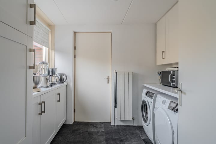 Photo 13 of Eikenweg 4