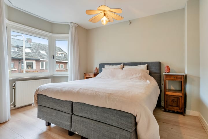 Foto 22 van Leenherenstraat 9