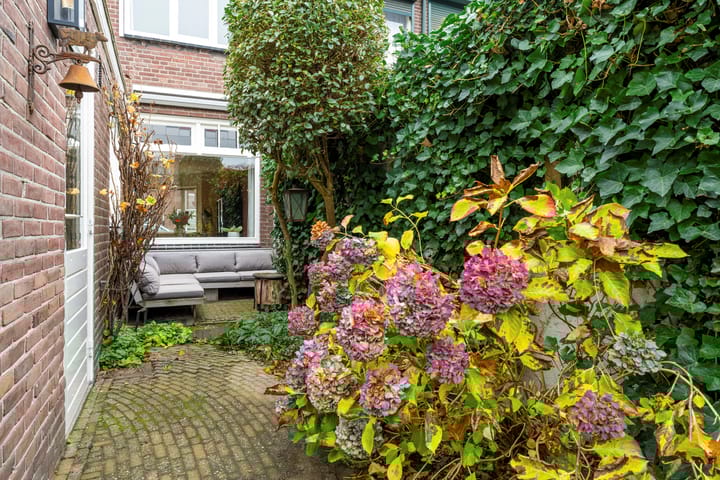 Foto 39 van Leenherenstraat 9