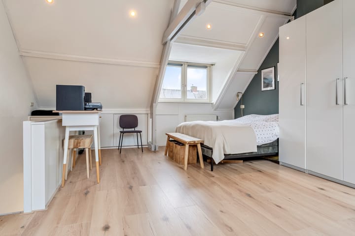 Foto 31 van Leenherenstraat 9