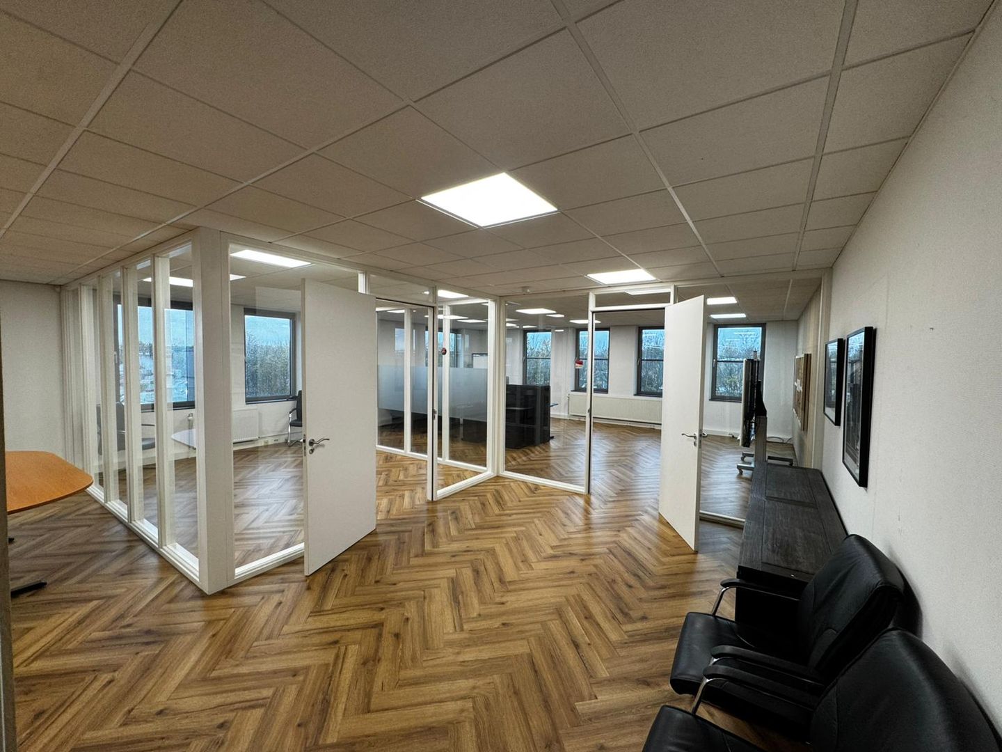 Bekijk foto 3 van Weg en Bos 132