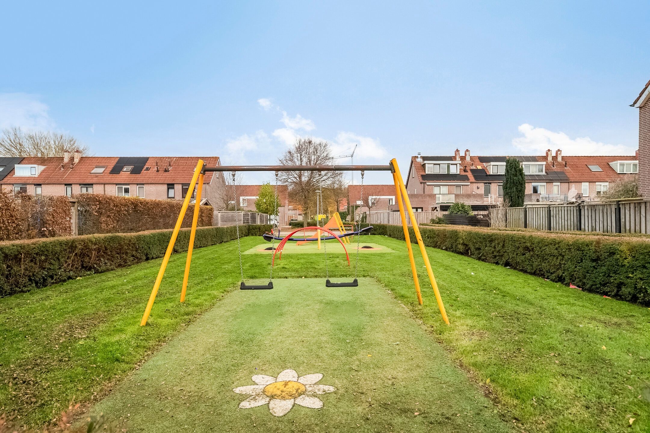 Photo 39 of Almereweg 13