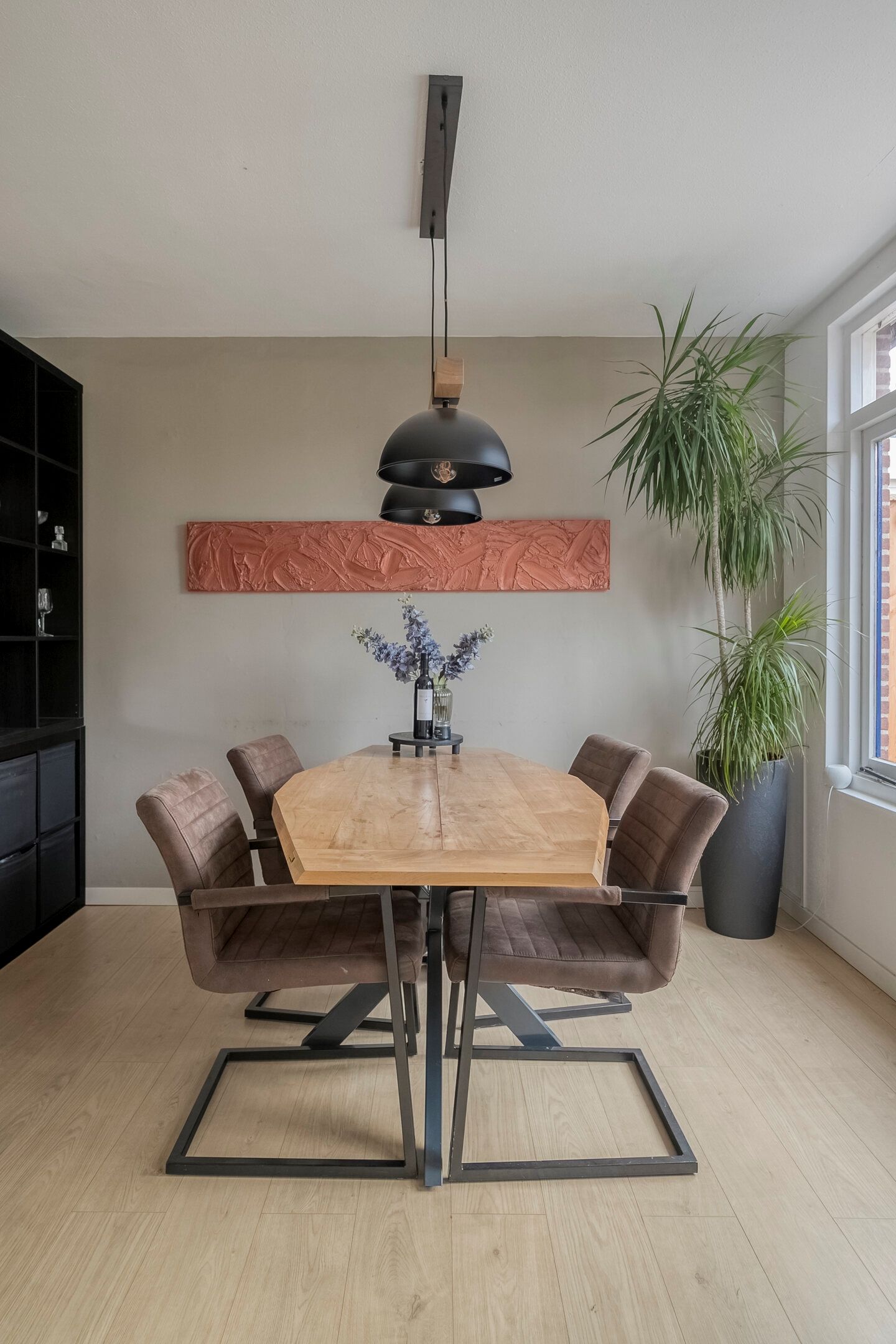 Photo 14 of Almereweg 13