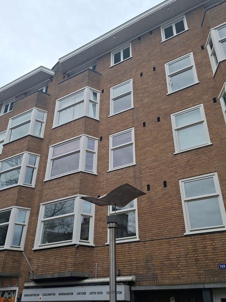 Foto 27 van Van Hallstraat 230