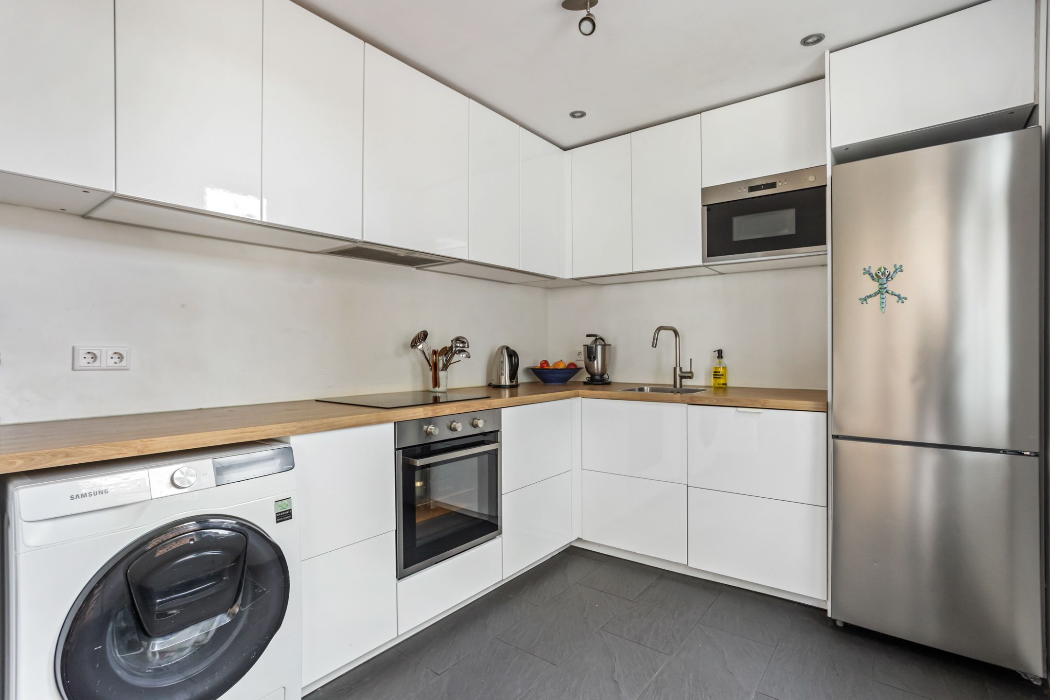 Photo 12 of Geuzenweg 137