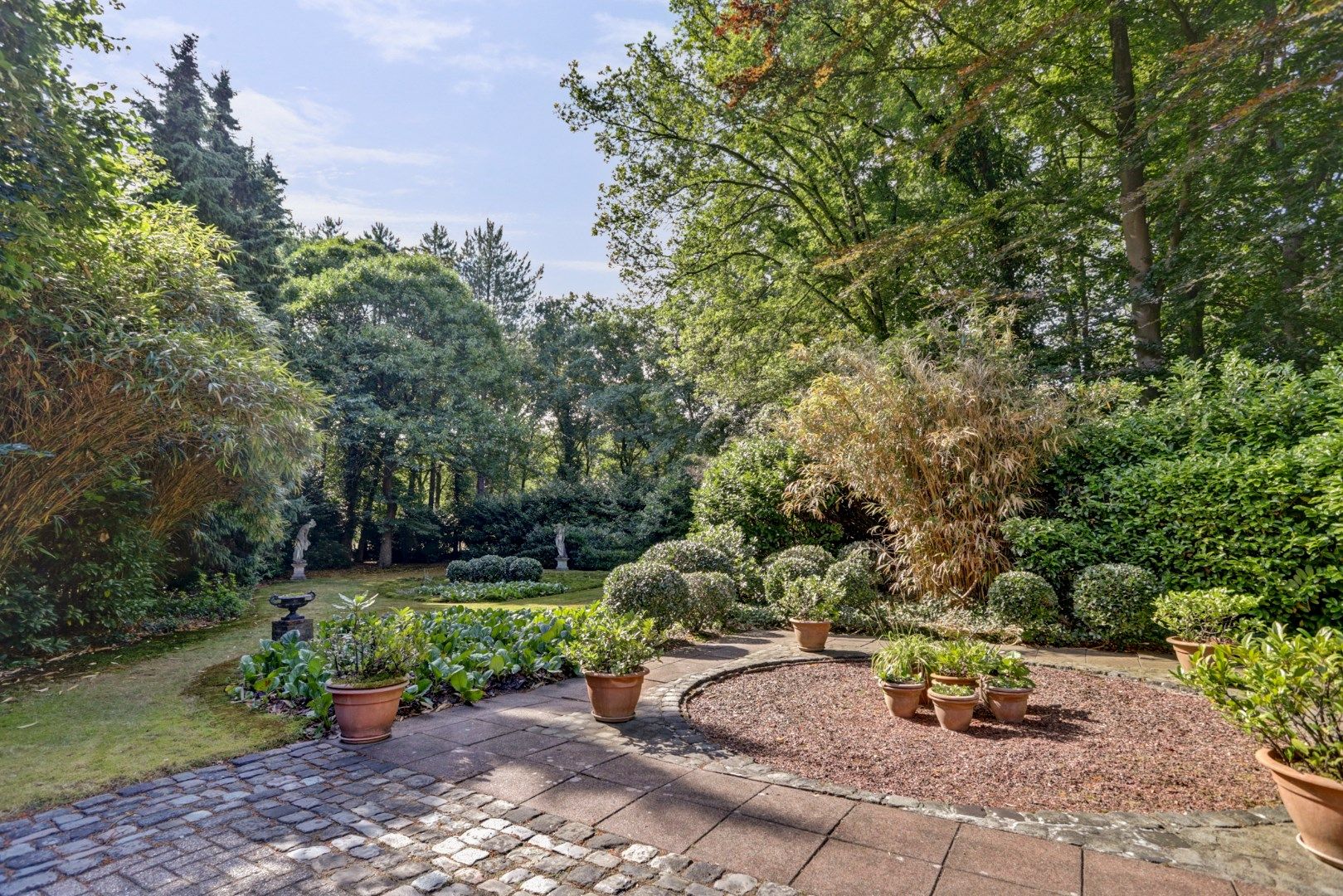 Photo 27 of Staartsestraat 22-A