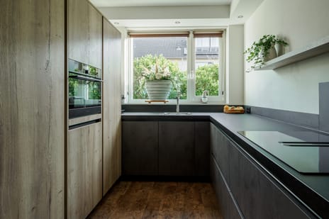 Esrand 44 tertiary image