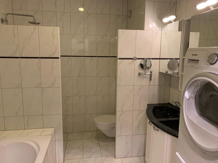 Photo 16 of Fred Raymondhof 11