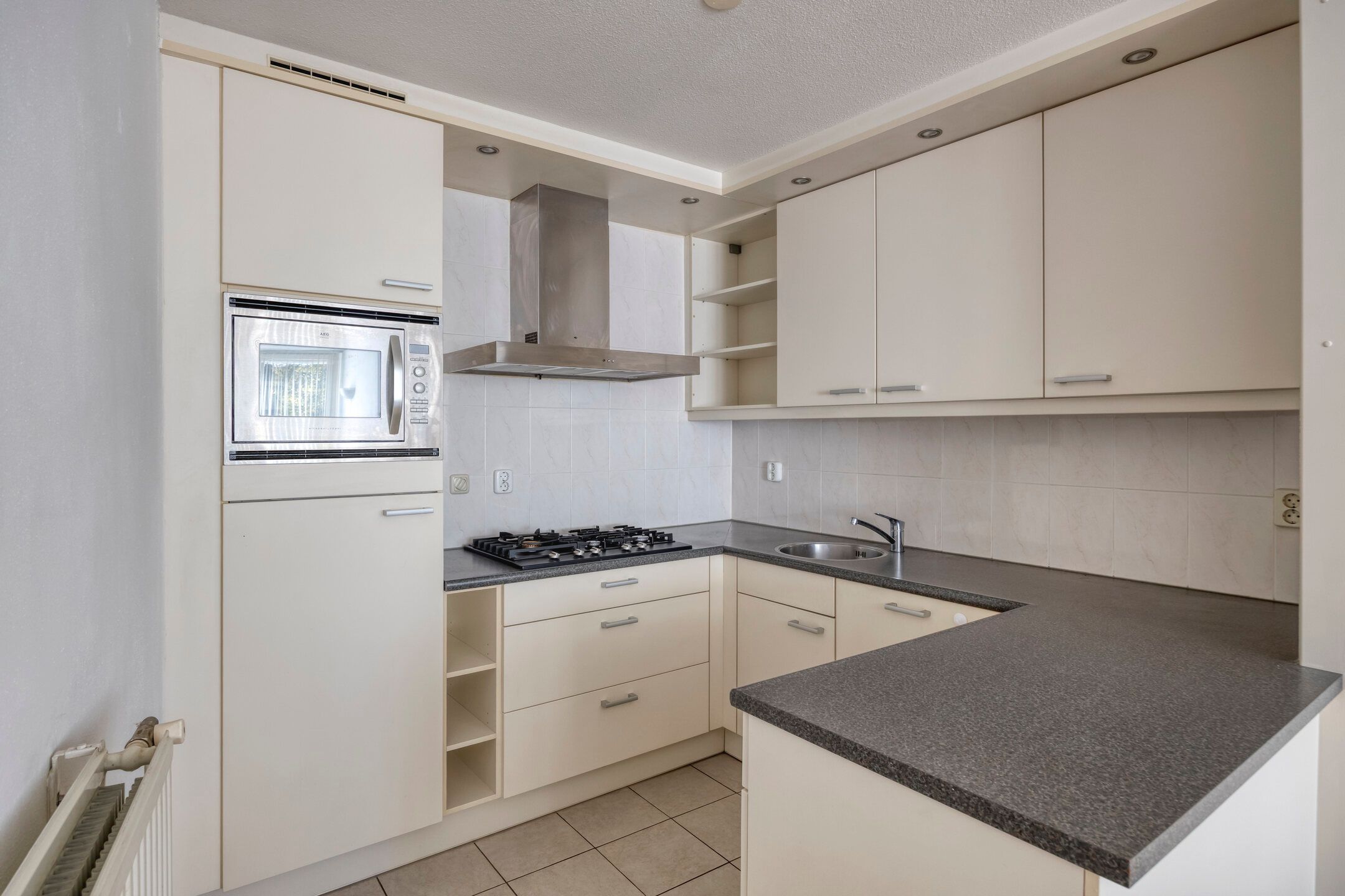 Photo 3 of Salviabeemd 35-B