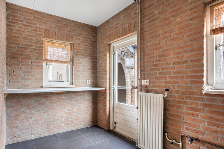 Photo 47 of Zandstraat 24