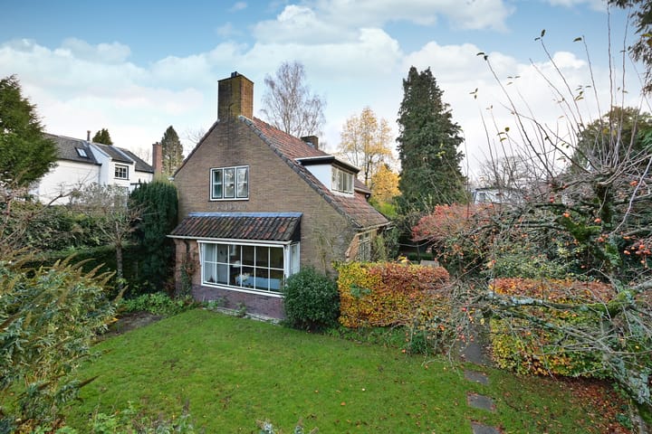 Photo 2 of Koedijklaan 1-A