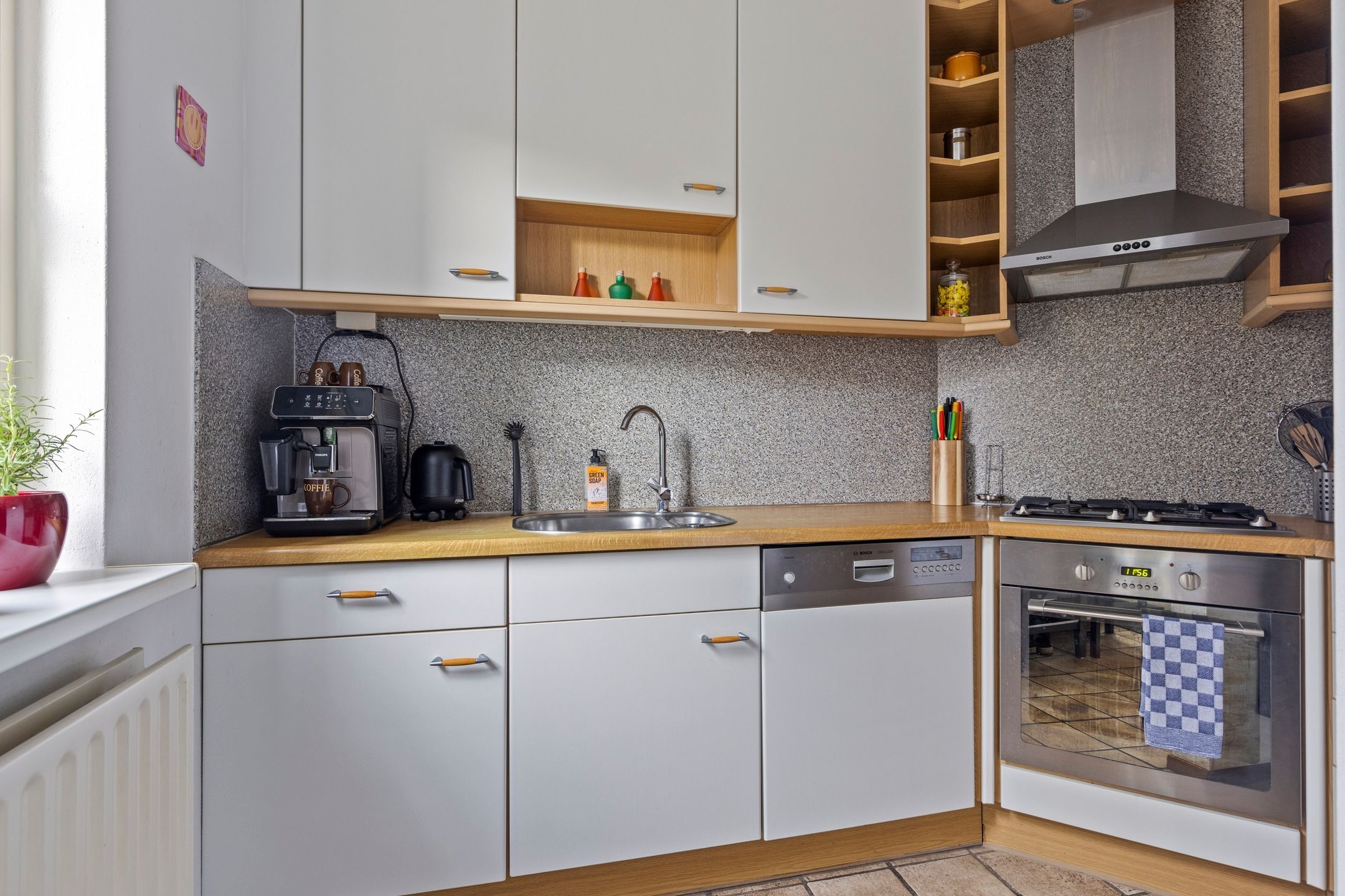 Foto 27 van Kerkdijk 14-B