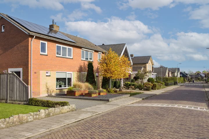 Photo 32 of Smithuisstraat 51