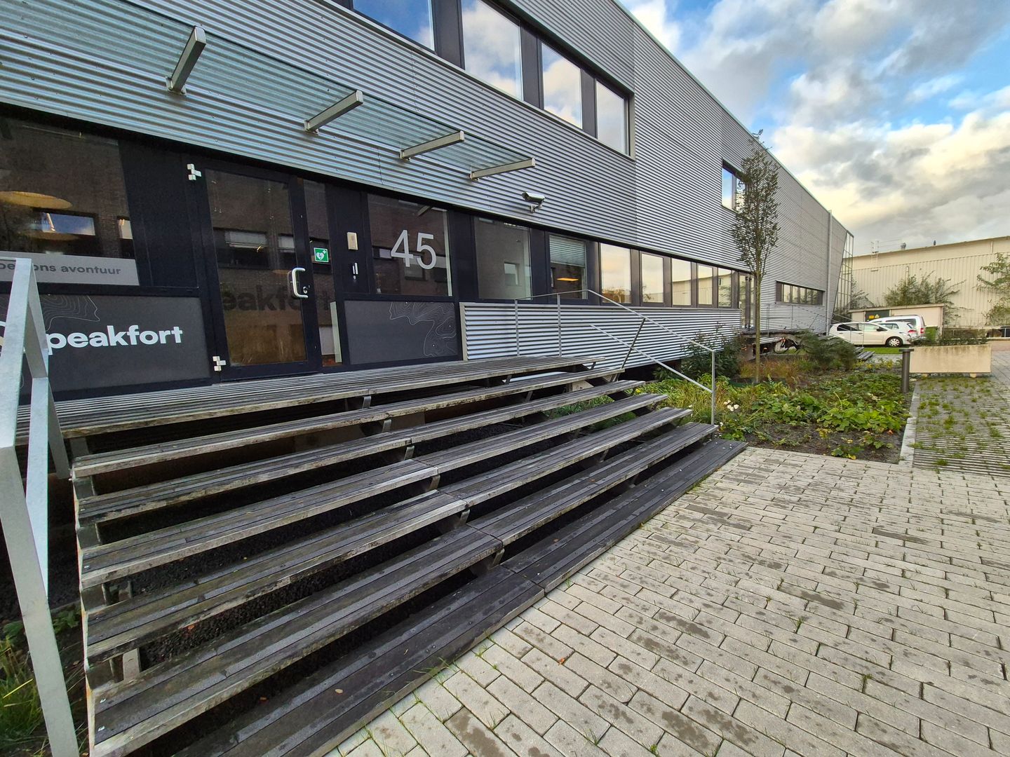 Bekijk foto 2 van Modemweg 45