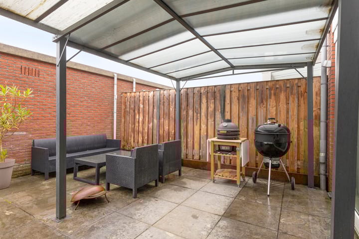 Foto 27 van Pernisstraat 16