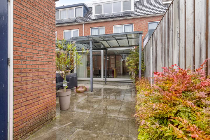 Foto 29 van Pernisstraat 16