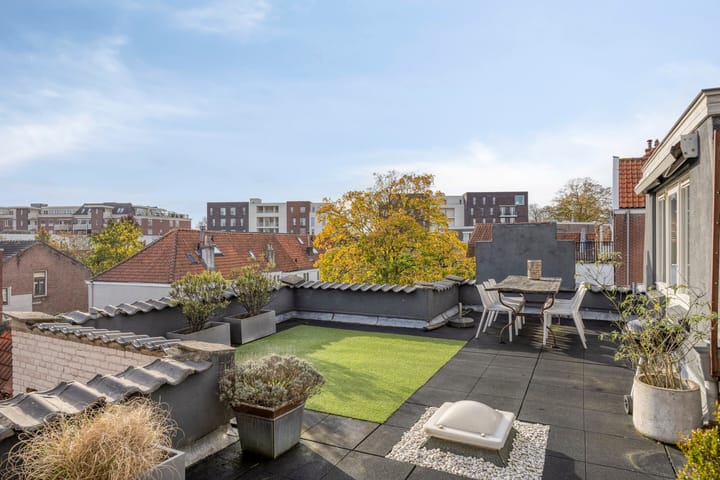 Photo 3 of Pompstraat 1