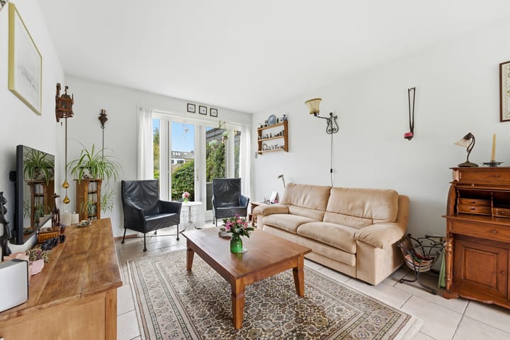 Photo 4 of Esdoornlaan 13