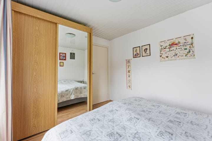 Photo 23 of Esdoornlaan 13