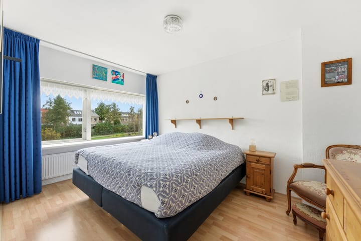 Photo 27 of Esdoornlaan 13