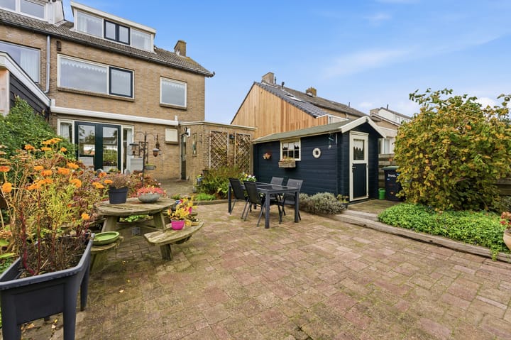 Photo 43 of Esdoornlaan 13