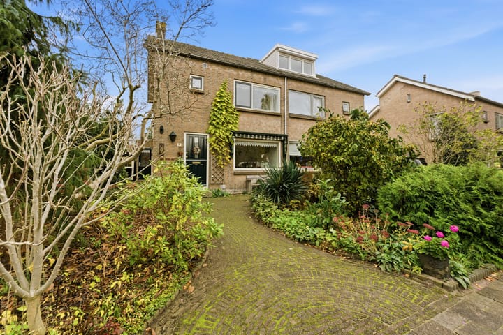 Photo 48 of Esdoornlaan 13